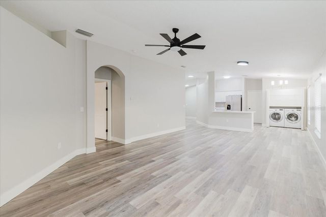 7861 CARRIAGE POINTE DRIVE, Gibsonton, FL 33534