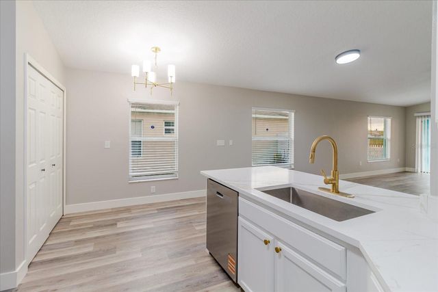 7861 CARRIAGE POINTE DRIVE, Gibsonton, FL 33534