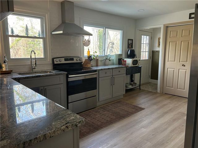 3006 Scenic Drive, Gainesville, GA 30506