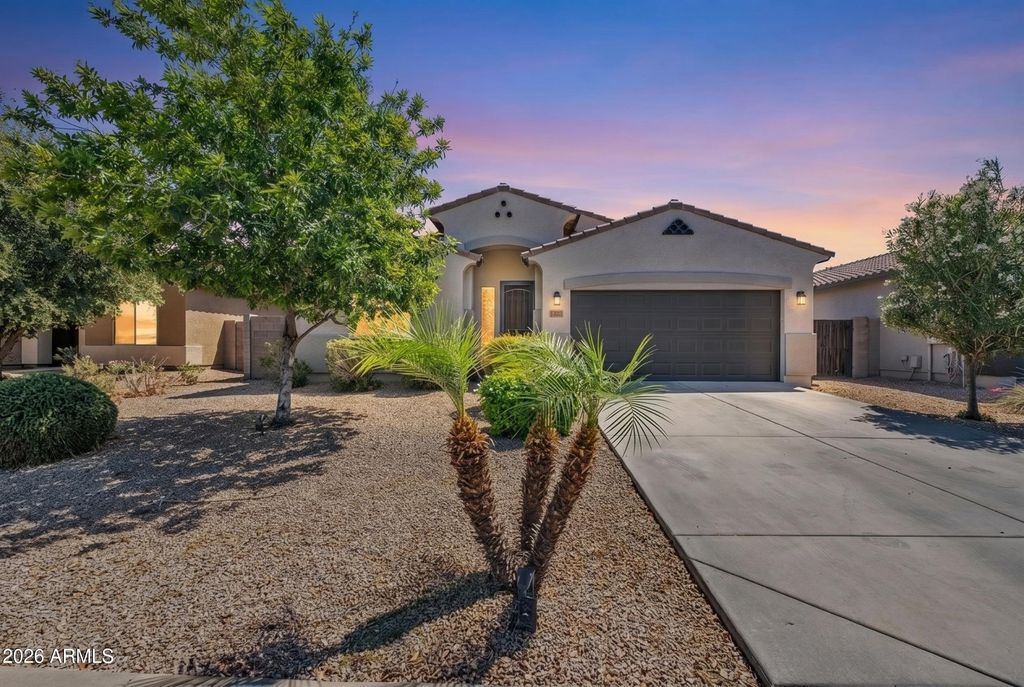 1723 W LOEMANN Drive, San Tan Valley, AZ 85144 — exterior