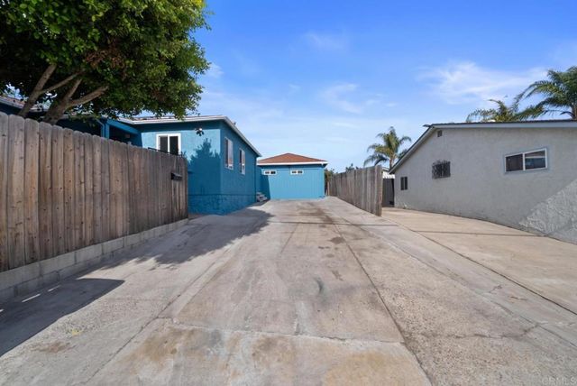 515 Iona Drive, San Diego, CA 92114