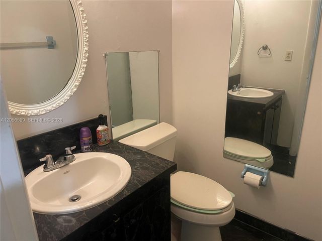 940 NE 199th Street 209, Miami, FL 33179