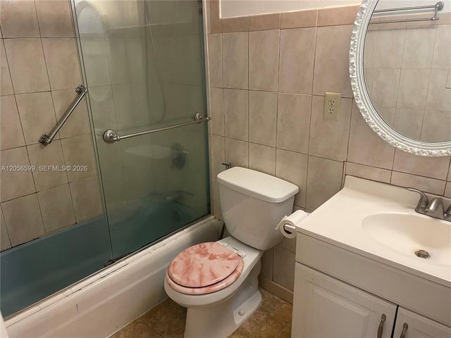 940 NE 199th Street 209, Miami, FL 33179