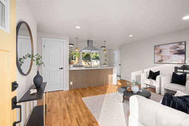 21105 7th Avenue W, Bothell, WA 98021