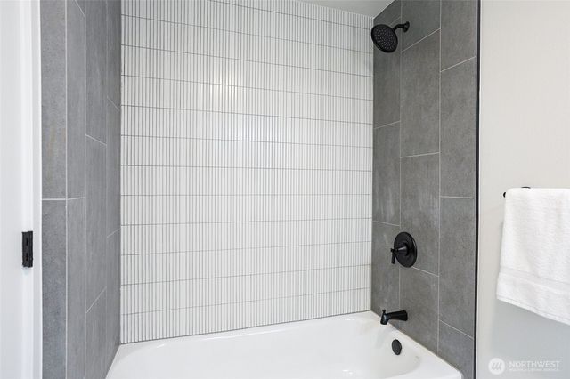 21105 7th Avenue W, Bothell, WA 98021