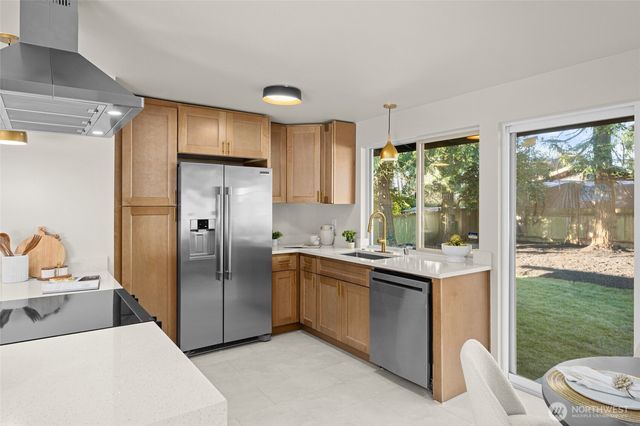 21105 7th Avenue W, Bothell, WA 98021