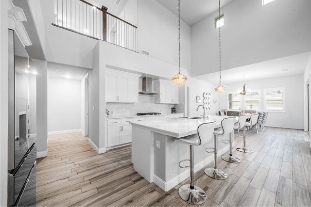 11323 N Via San Toma Drive, Fresno, CA 93730