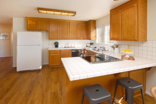 122 Ocean Street, Santa Cruz, CA 95060