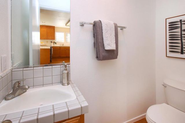 122 Ocean Street, Santa Cruz, CA 95060