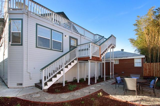 122 Ocean Street, Santa Cruz, CA 95060