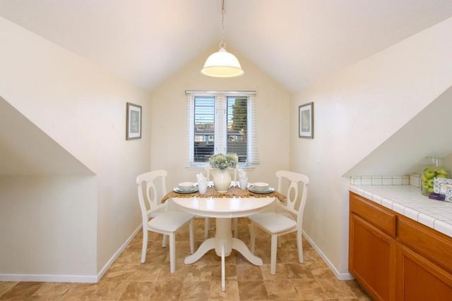 122 Ocean Street, Santa Cruz, CA 95060