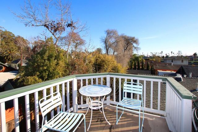 122 Ocean Street, Santa Cruz, CA 95060