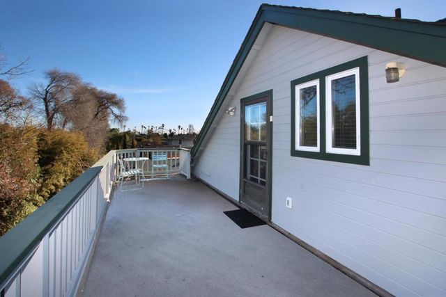 122 Ocean Street, Santa Cruz, CA 95060