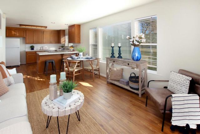 122 Ocean Street, Santa Cruz, CA 95060