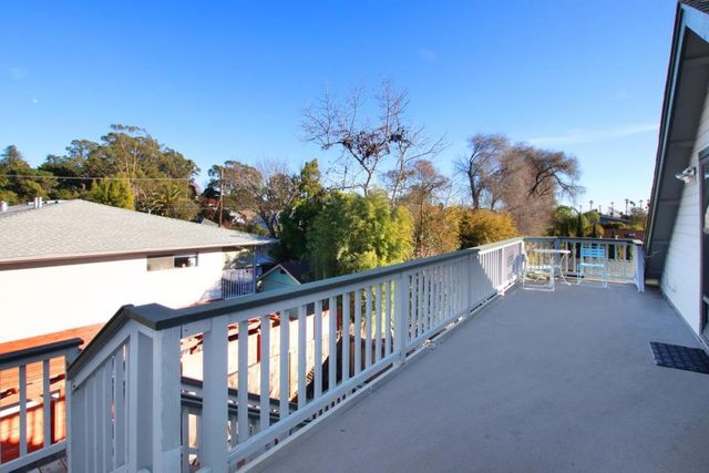 122 Ocean Street, Santa Cruz, CA 95060