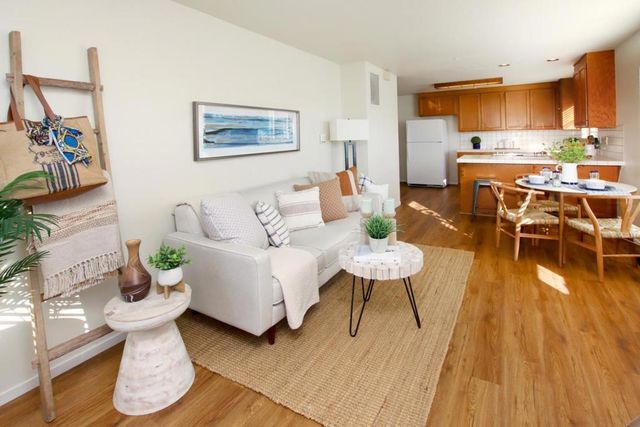 122 Ocean Street, Santa Cruz, CA 95060