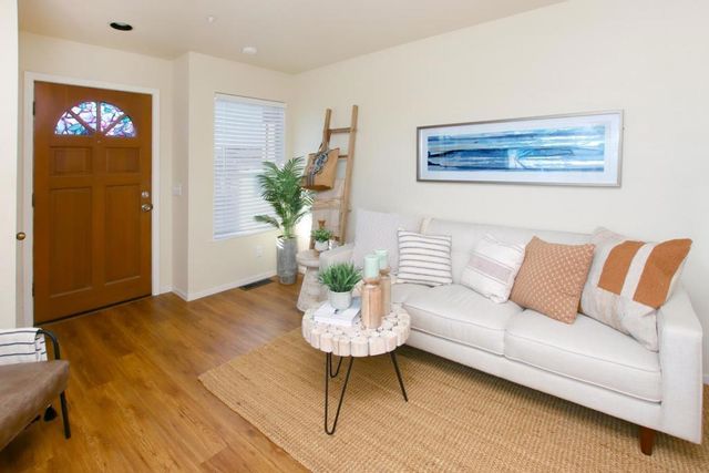 122 Ocean Street, Santa Cruz, CA 95060