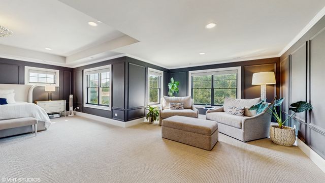 305 Briarwood Lane, Lincolnshire, IL 60069