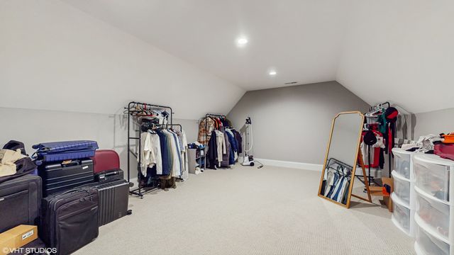 305 Briarwood Lane, Lincolnshire, IL 60069