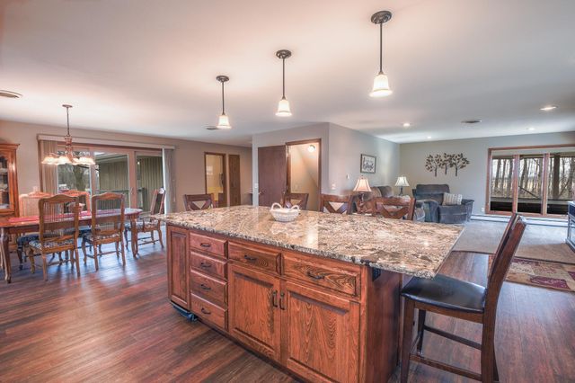 43453 105th Avenue, Holdingford, MN 56340