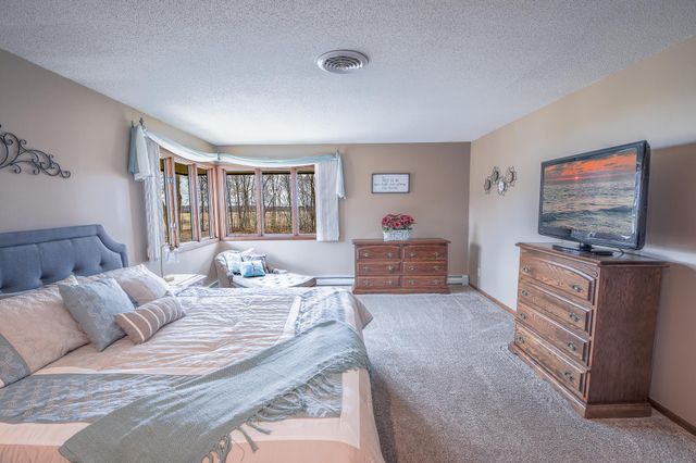 43453 105th Avenue, Holdingford, MN 56340