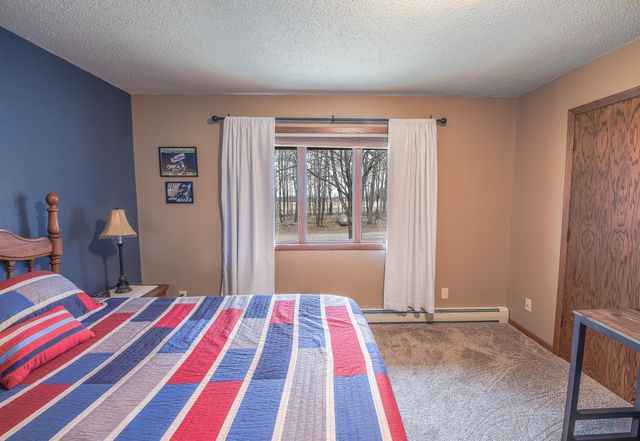 43453 105th Avenue, Holdingford, MN 56340