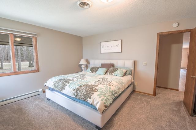 43453 105th Avenue, Holdingford, MN 56340