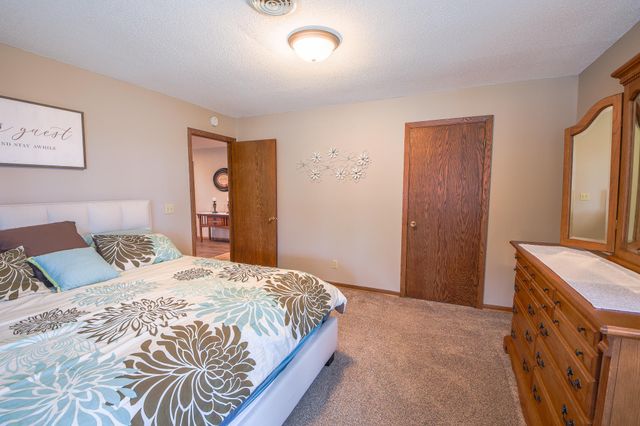 43453 105th Avenue, Holdingford, MN 56340