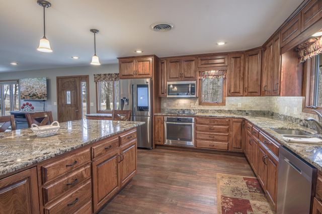 43453 105th Avenue, Holdingford, MN 56340