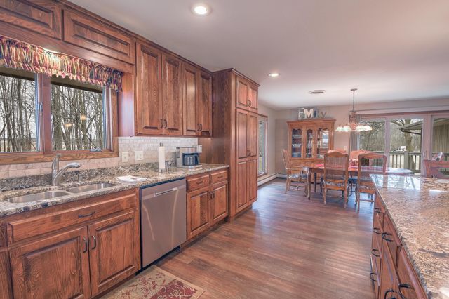 43453 105th Avenue, Holdingford, MN 56340