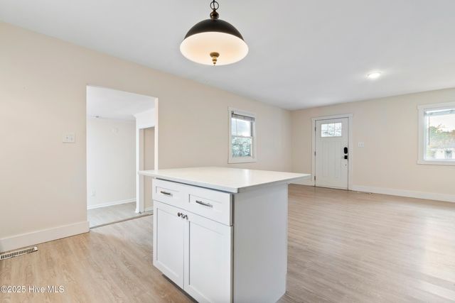 306 Pine Hills Drive, Wilmington, NC 28403