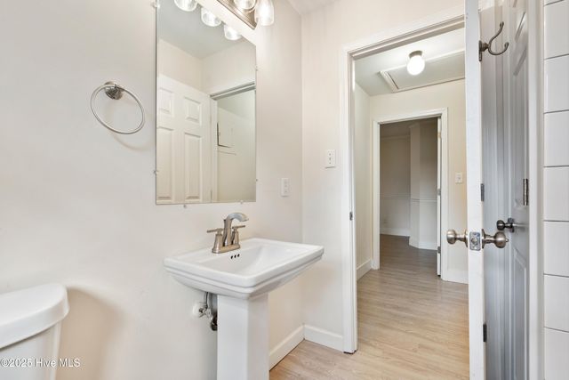 306 Pine Hills Drive, Wilmington, NC 28403