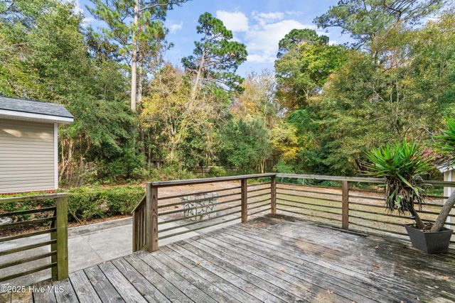 306 Pine Hills Drive, Wilmington, NC 28403