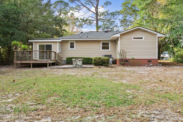 306 Pine Hills Drive, Wilmington, NC 28403
