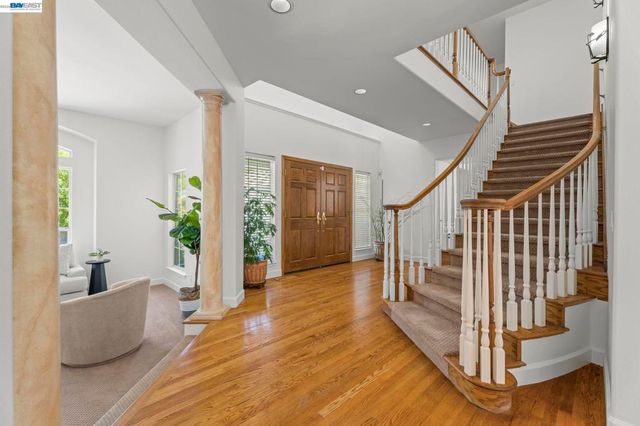 313 Diamond Ct, Pleasanton, CA 94566