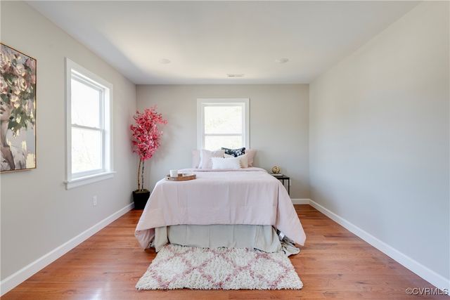 5204 Salem St, Salem, VA 23231