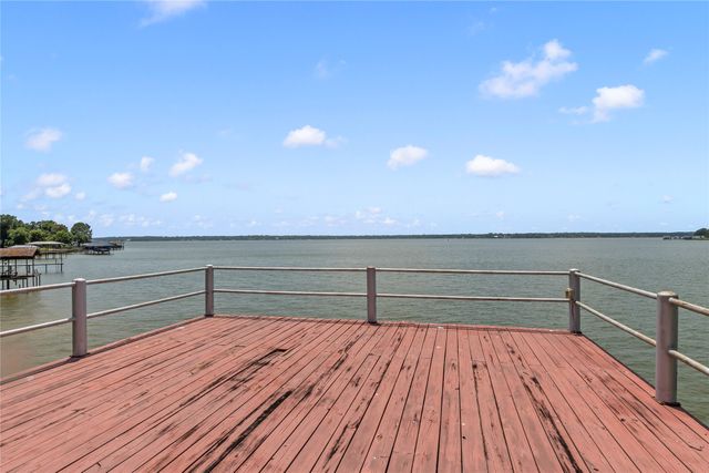 179 Autumn Wood Trail, Gun Barrel City, TX 75156