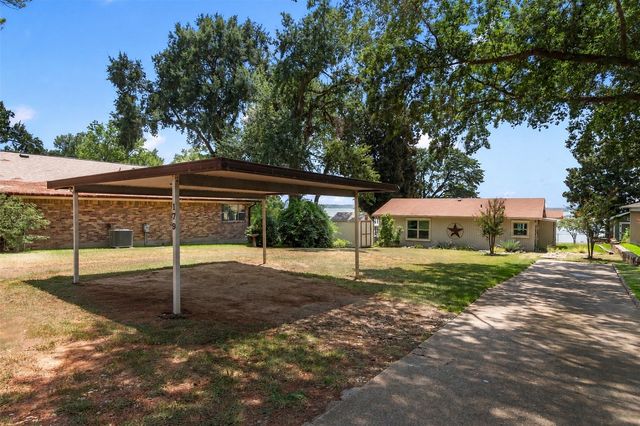 179 Autumn Wood Trail, Gun Barrel City, TX 75156