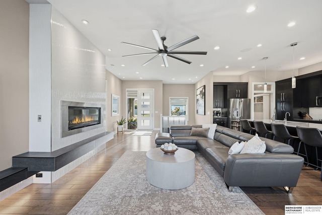 6410 Eureka Drive, Lincoln, NE 68516