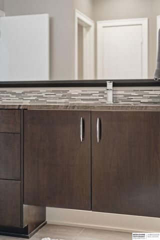 6410 Eureka Drive, Lincoln, NE 68516