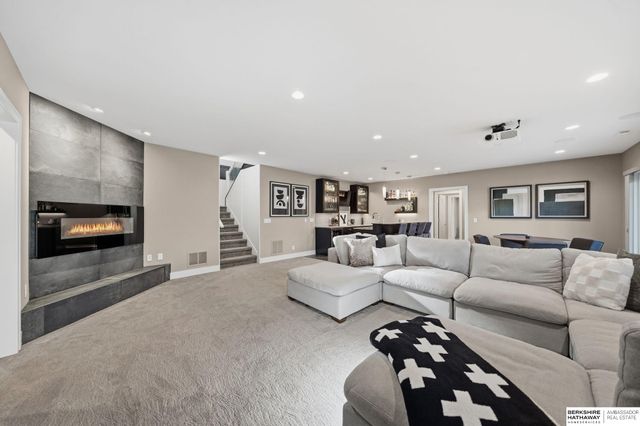 6410 Eureka Drive, Lincoln, NE 68516