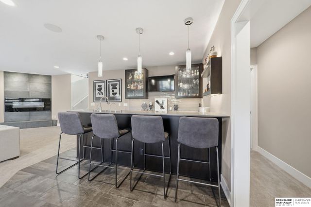 6410 Eureka Drive, Lincoln, NE 68516