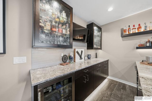 6410 Eureka Drive, Lincoln, NE 68516