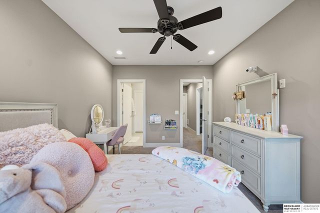 6410 Eureka Drive, Lincoln, NE 68516