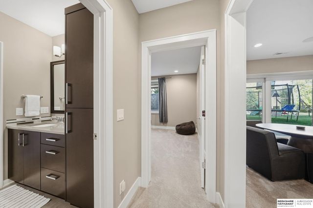 6410 Eureka Drive, Lincoln, NE 68516