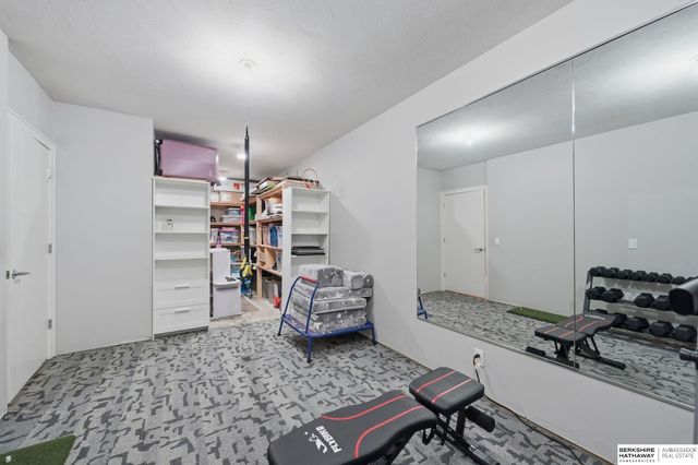 6410 Eureka Drive, Lincoln, NE 68516