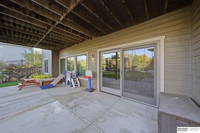 6410 Eureka Drive, Lincoln, NE 68516