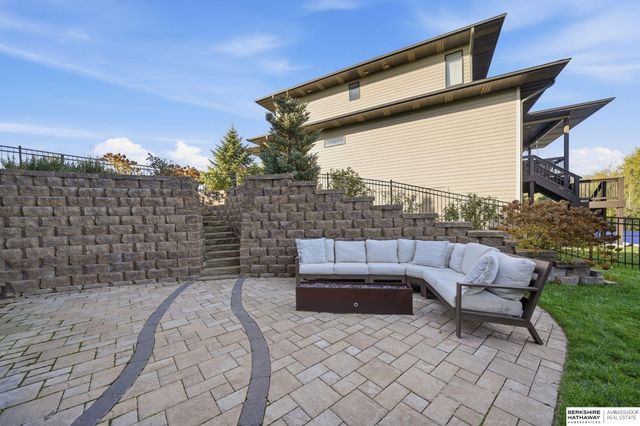 6410 Eureka Drive, Lincoln, NE 68516