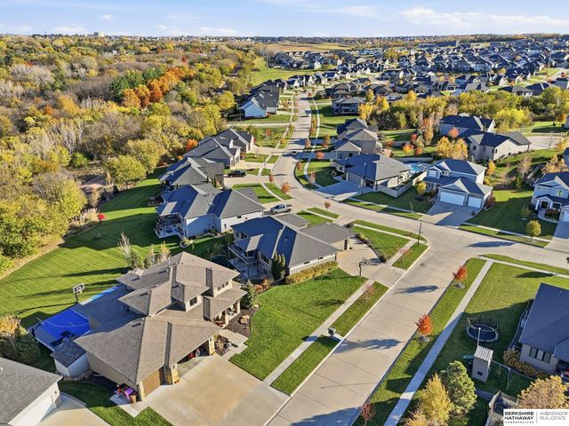 6410 Eureka Drive, Lincoln, NE 68516