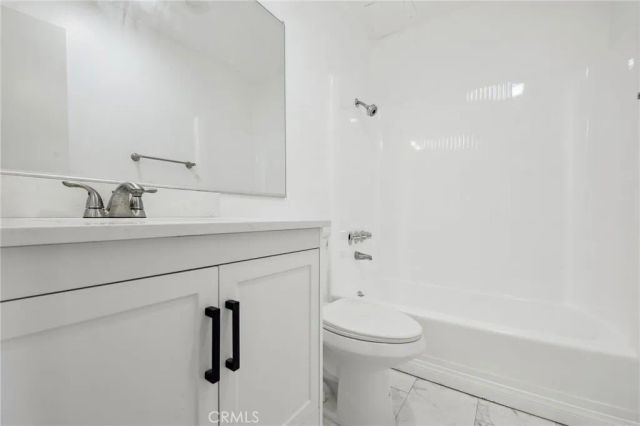 20134 Leadwell 263, Winnetka, CA 91306